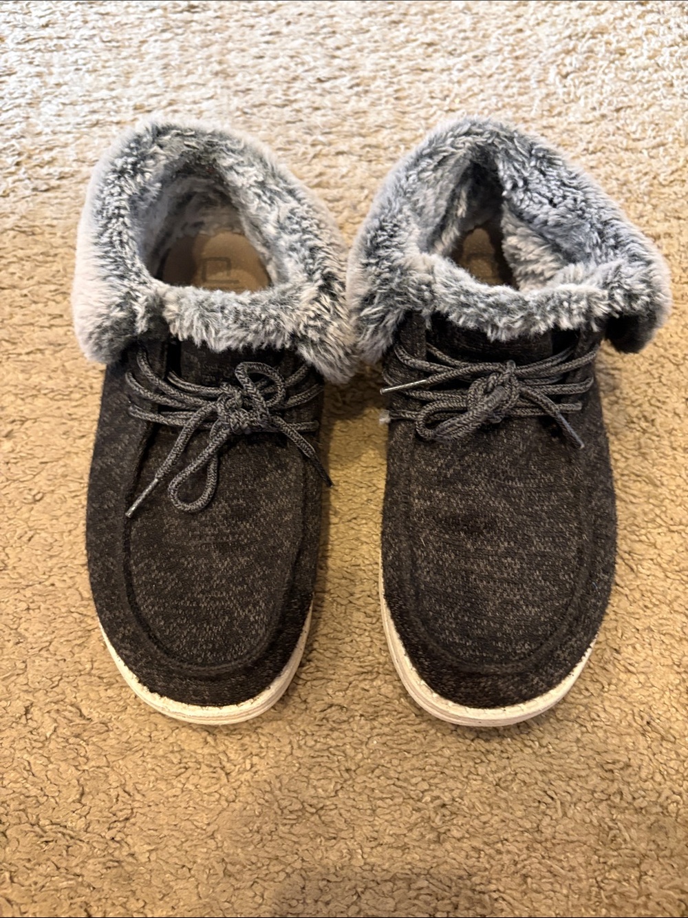 Hey Dudes fur lined in Charcoal Gray
